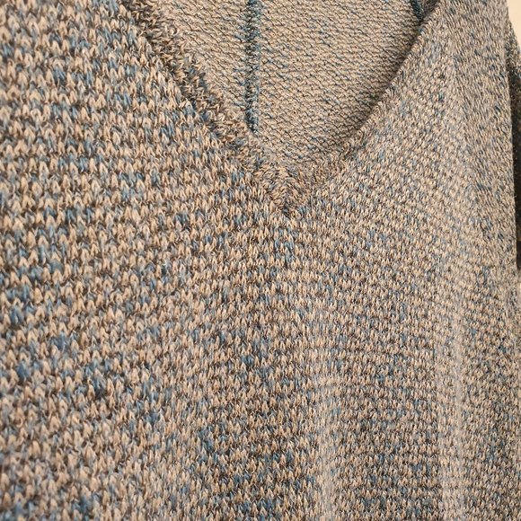 Flowy hi-lo T-shirt - Picture 4 of 6